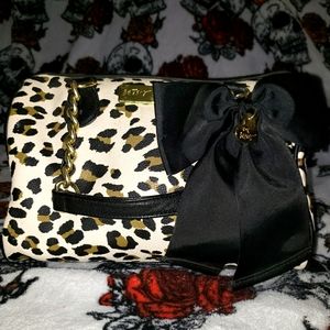 BETSEY JOHNSON  animal print chain handle purse